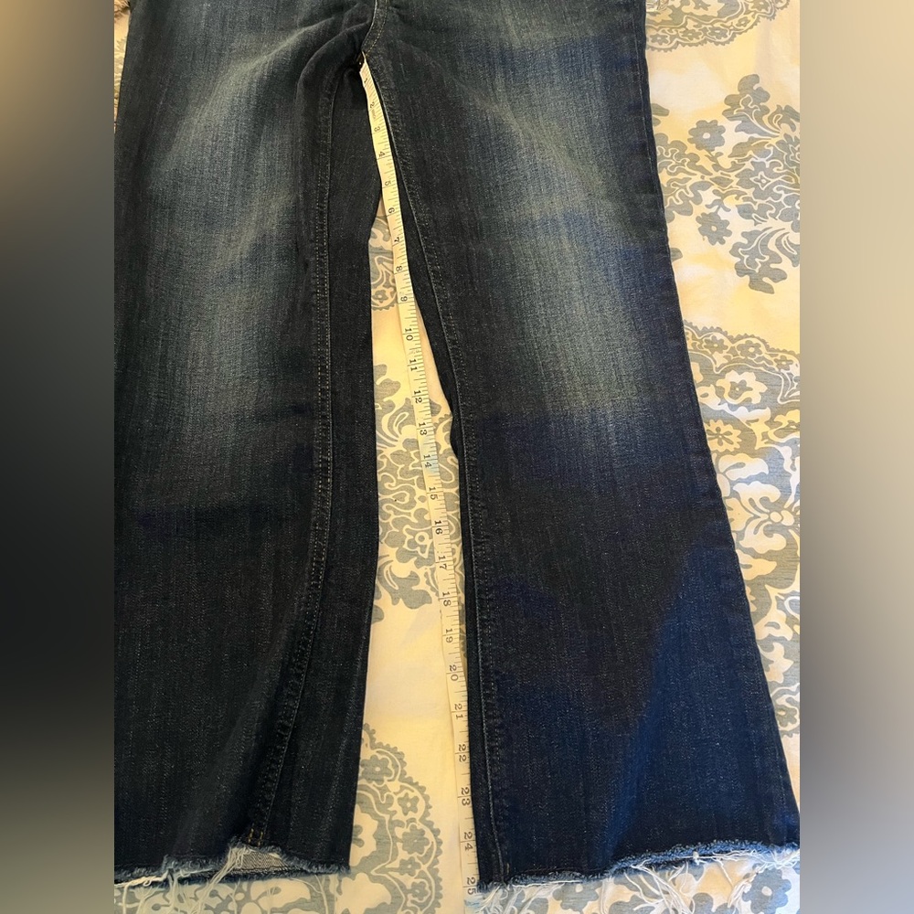 J. Crew 9” Demi Boot Cut Crop Jeans Raw Hem Size 30 Style BT563 - Picture 7 of 10